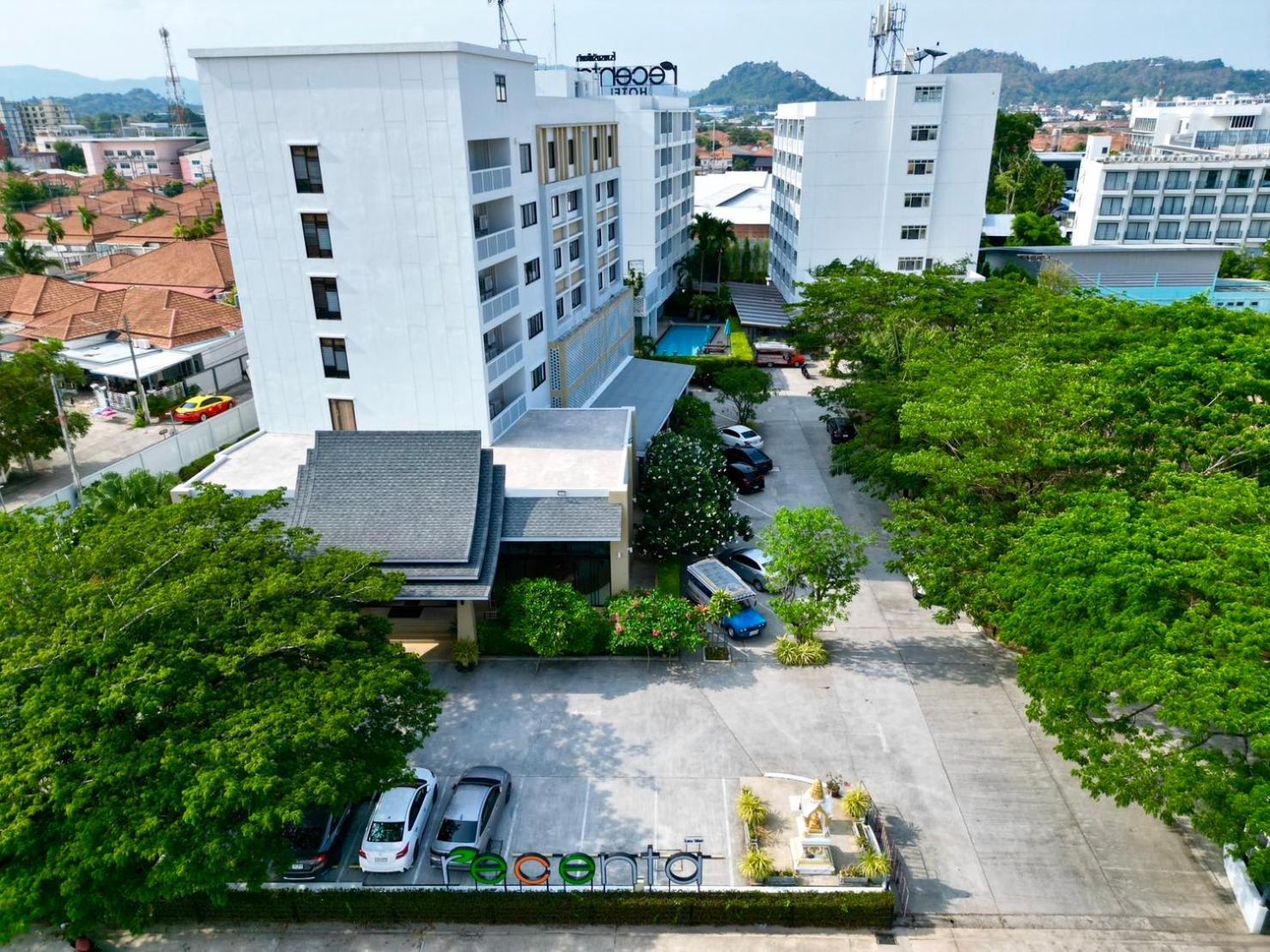 Recenta Suite Phuket Suanluang Extérieur photo