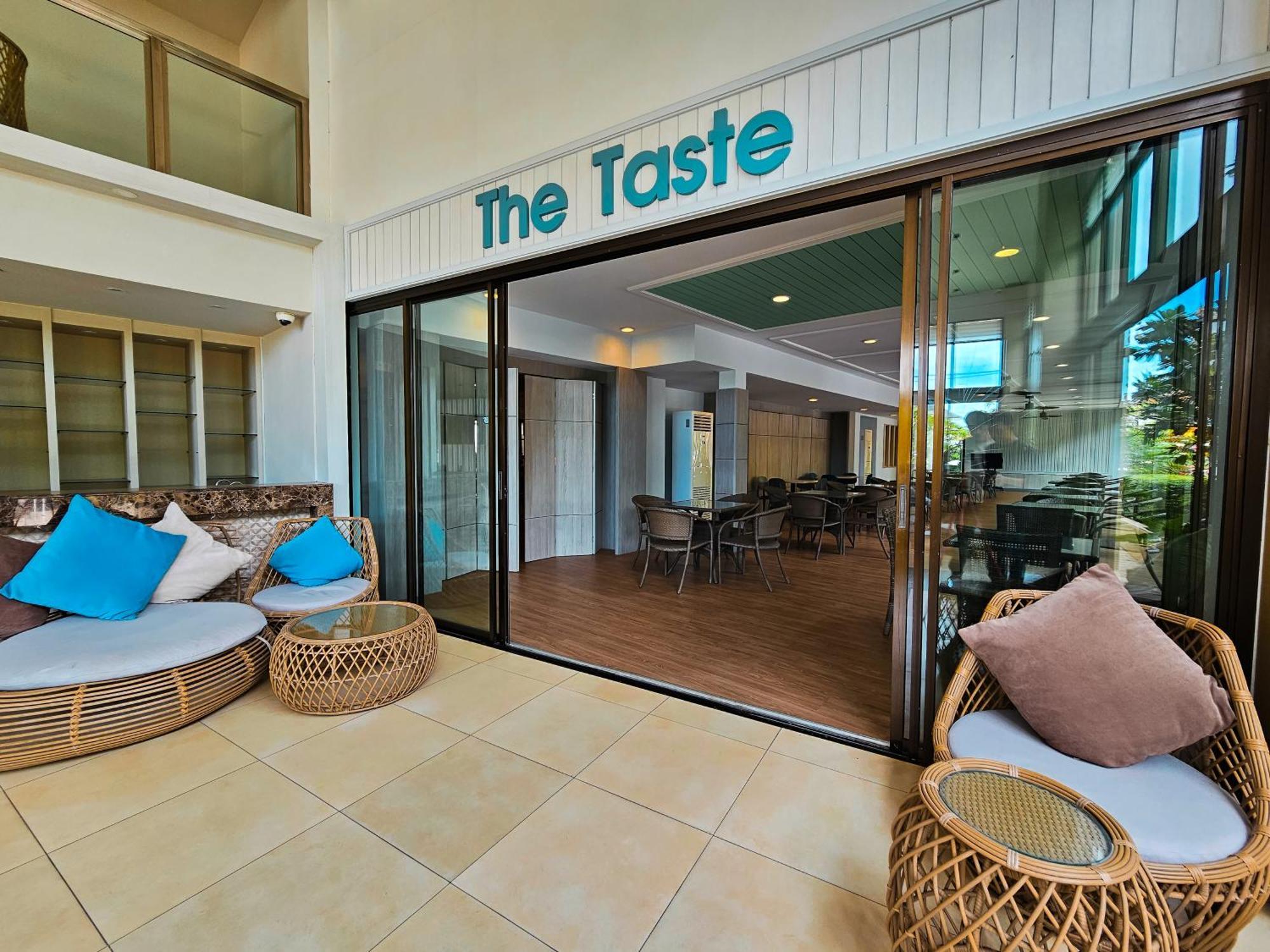 Recenta Suite Phuket Suanluang Extérieur photo