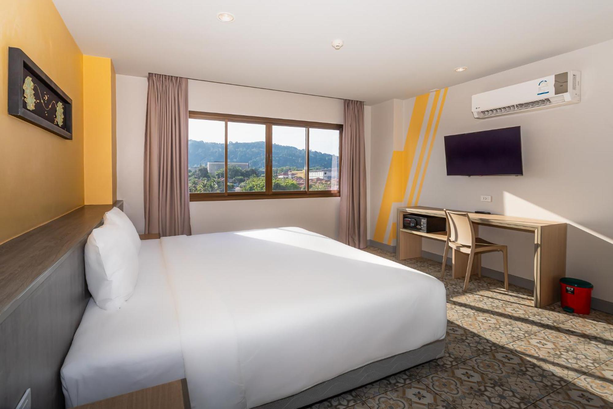 Recenta Suite Phuket Suanluang Extérieur photo