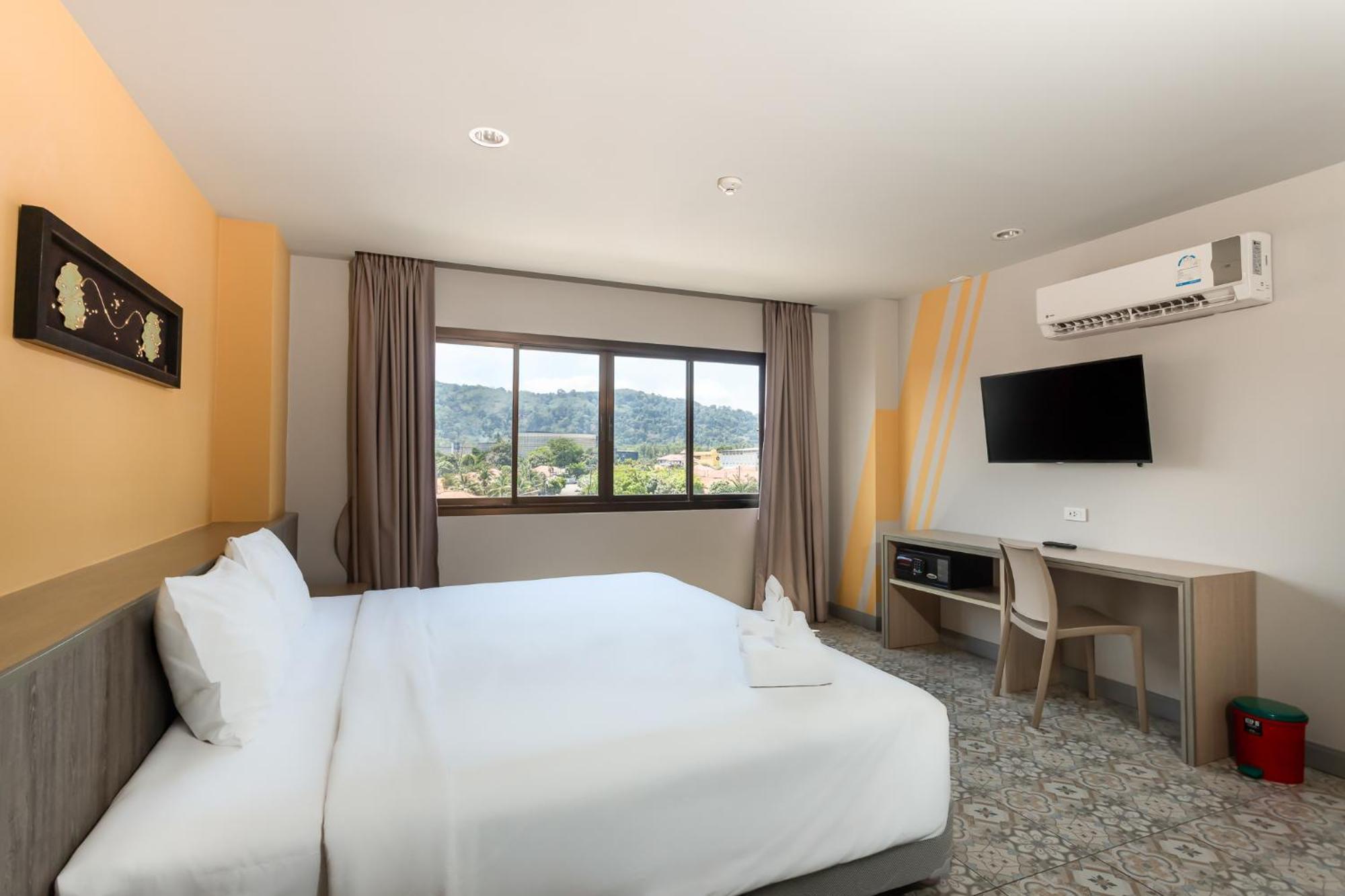 Recenta Suite Phuket Suanluang Extérieur photo